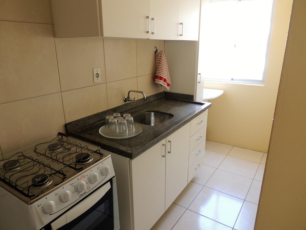 Апартаменты Residencial Kelly Cristina Бомбиньяс Экстерьер фото